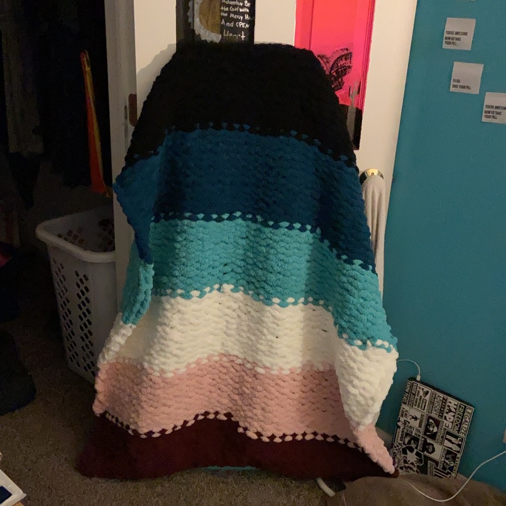 Knitted blanket